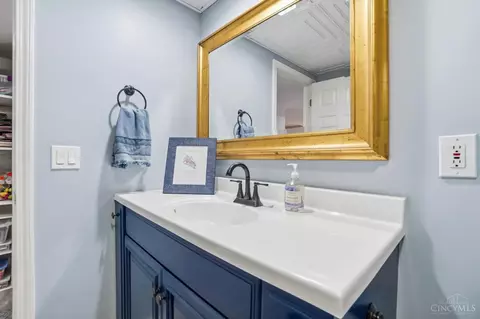 Bath - 689 Bostwick Ct, Cincinnati, OH 45244 photo 12 of 12