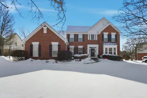 Exterior - 689 Bostwick Ct, Cincinnati, OH 45244 photo 4 of 13