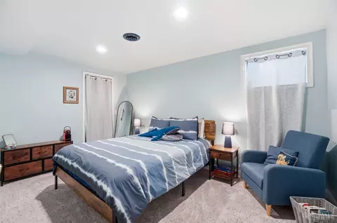 Bedroom - 689 Bostwick Ct, Cincinnati, OH 45244 photo 10 of 11