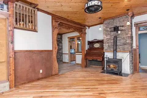 203 Main St, Blanchester, OH 45107 photo 4