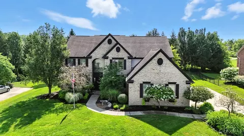 884 River Forest Dr, Hamilton Township, OH 45039