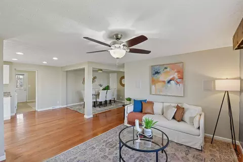 Living - 1535 Stephens Rd, Hamilton Township, OH 45039 photo 3 of 3