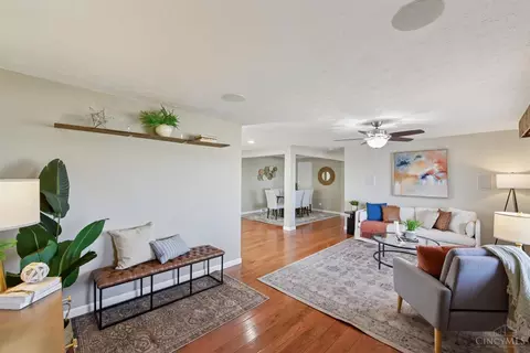 Living - 1535 Stephens Rd, Hamilton Township, OH 45039 photo 1 of 3
