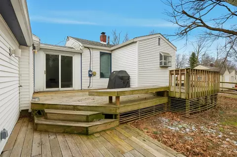 Exterior - 3833 Bennett Rd, Cincinnati, OH 45245 photo 10 of 21