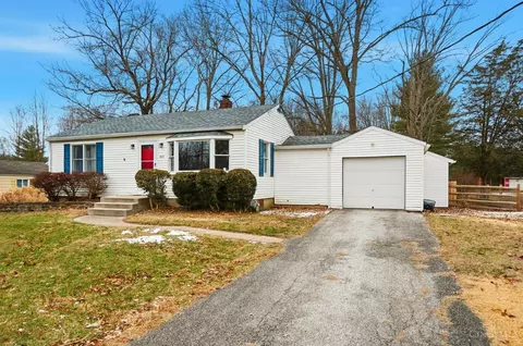 Exterior - 3833 Bennett Rd, Cincinnati, OH 45245 photo 2 of 21