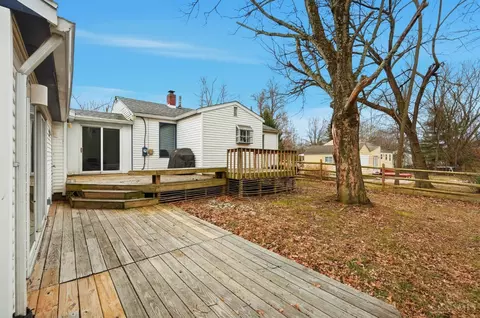 Exterior - 3833 Bennett Rd, Cincinnati, OH 45245 photo 12 of 21