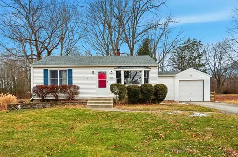 3833 Bennett Rd, Cincinnati, OH 45245