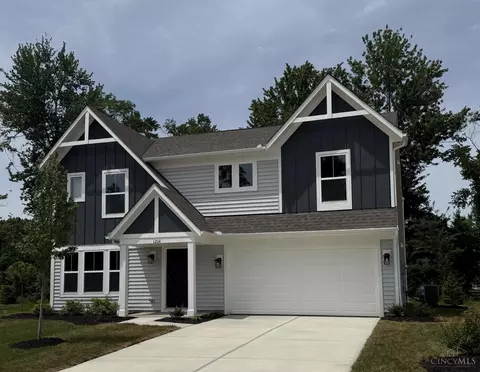 1204 Buxton Oaks Dr, Amelia, OH 45102