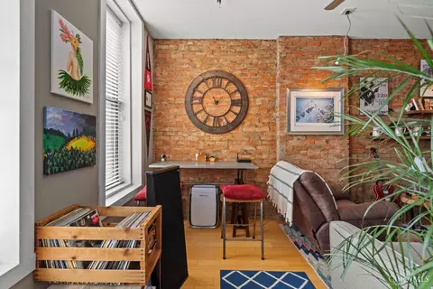 1202 Main St, Cincinnati, OH 45202 photo 6
