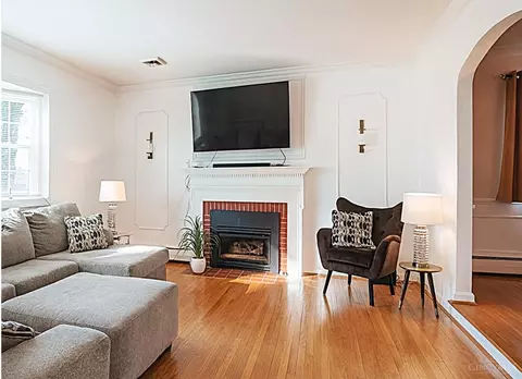Living - 7968 State Rd, Cincinnati, OH 45255 photo 5 of 5
