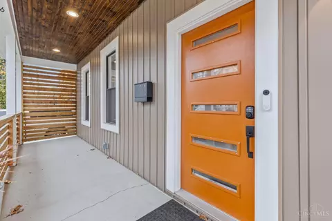 3014 Cleinview Ave, Cincinnati, OH 45206 photo 2
