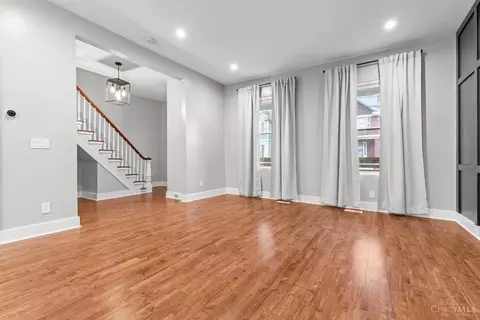 3014 Cleinview Ave, Cincinnati, OH 45206 photo 6