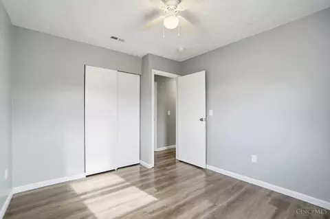 Bedroom - 2659 Roosevelt Ave, Cincinnati, OH 45231 photo 2 of 4