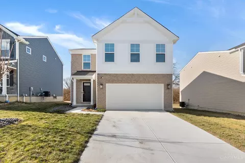 2857 Pine Leaf Ct, Hamilton, OH 45013