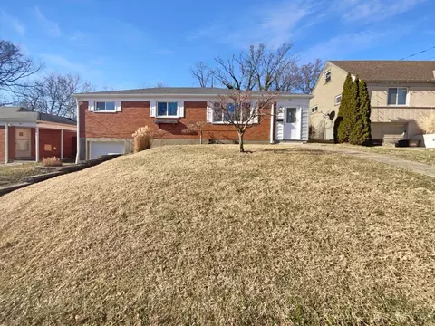 411 Morrvue Dr, Cincinnati, OH 45238