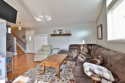 Living - 835 Cascade Rd, Forest Park, OH 45240 photo 2 of 3