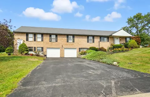 6880 Rackview Rd, Cincinnati, OH 45248