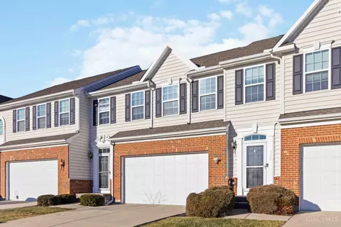 3432 Hidden Falls Ct, Maineville, OH 45039
