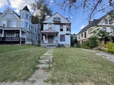 Exterior - 316 Mcgregor Ave, Cincinnati, OH 45219 photo 1 of 2