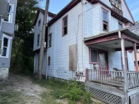 Exterior - 316 Mcgregor Ave, Cincinnati, OH 45219 photo 2 of 2