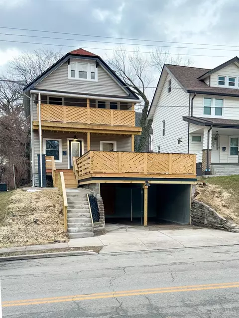 3472 Woodburn Ave, Cincinnati, OH 45207