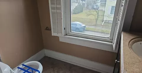 Bath - 134 Walnut St, Reading, OH 45215 photo 2 of 2