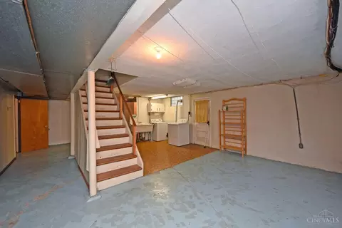 7670 Styrax Ln, Cincinnati, OH 45236 photo 30