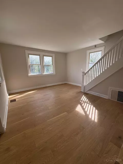 3350 Everson Ave, Cincinnati, OH 45209