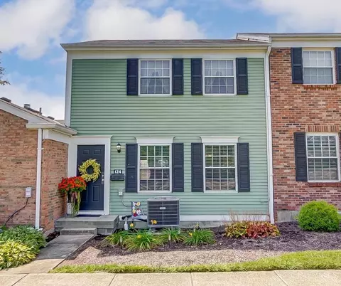 124 Chapel Hill Dr, Fairfield, OH 45014