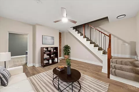 Living - 142 Clifton Ave, Cincinnati, OH 45202 photo 2 of 2