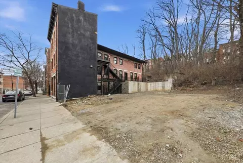 Other - 142 Clifton Ave, Cincinnati, OH 45202 photo 2 of 13