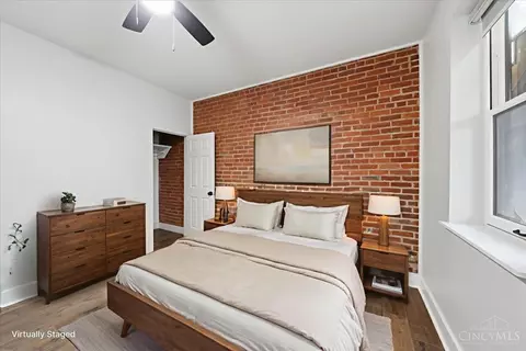 Bedroom - 142 Clifton Ave, Cincinnati, OH 45202 photo 3 of 5