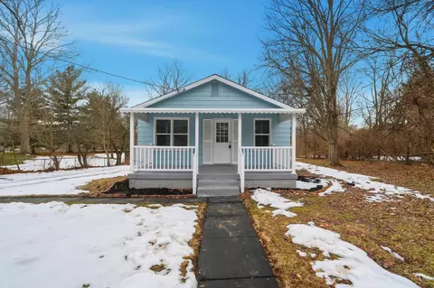 9469 Beech Dr, Cincinnati, OH 45231