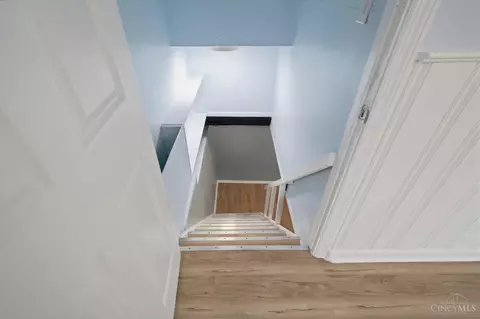 Entry Way - 9469 Beech Dr, Cincinnati, OH 45231 photo 1 of 2