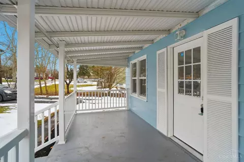 Exterior - 9469 Beech Dr, Cincinnati, OH 45231 photo 2 of 13