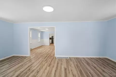 Living - 9469 Beech Dr, Cincinnati, OH 45231 photo 1 of 5