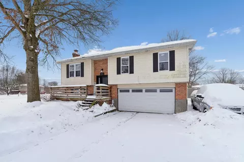 Exterior - 104 Circle Dr, Harrison, OH 45030 photo 3 of 5