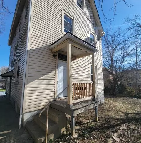 Exterior - 3235 Wold Ave, Cincinnati, OH 45207 photo 2 of 3