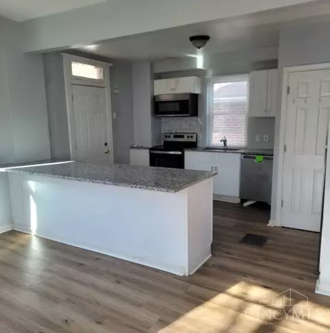 Other - 3235 Wold Ave, Cincinnati, OH 45207 photo 3 of 7