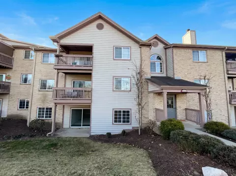 8392 Spring Valley Ct, West Chester, OH 45069