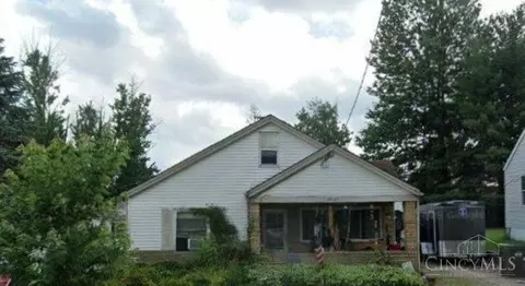 4537 Leslie Ave, Blue Ash, OH 45242