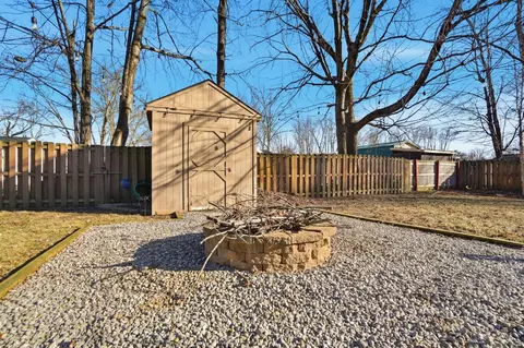Exterior - 12114 Fourth Ave, Cincinnati, OH 45249 photo 7 of 8