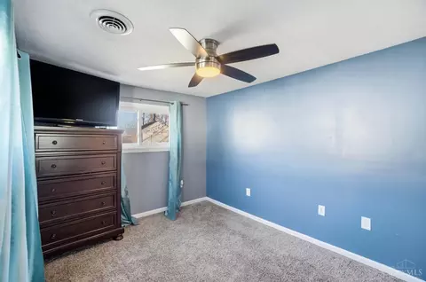 Bedroom - 12114 Fourth Ave, Cincinnati, OH 45249 photo 4 of 4
