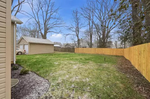 Exterior - 5312 Dora Ave, Cincinnati, OH 45227 photo 6 of 10