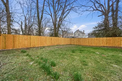 Exterior - 5312 Dora Ave, Cincinnati, OH 45227 photo 9 of 10