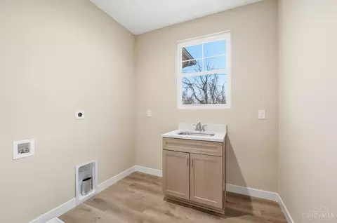 Other - 5312 Dora Ave, Cincinnati, OH 45227 photo 4 of 25