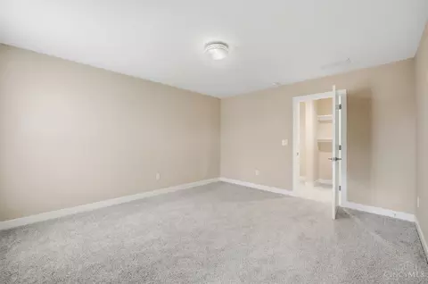 Bedroom - 5312 Dora Ave, Cincinnati, OH 45227 photo 6 of 15