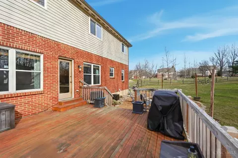 Exterior - 443 Windfern Forest Ln, Cincinnati, OH 45244 photo 6 of 15