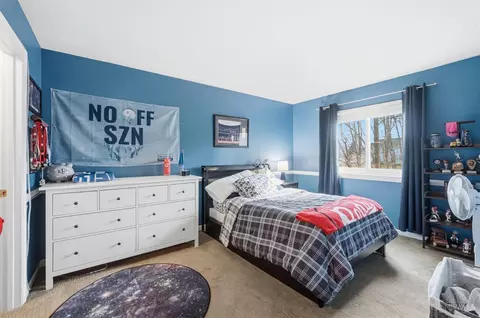 Bedroom - 443 Windfern Forest Ln, Cincinnati, OH 45244 photo 6 of 9