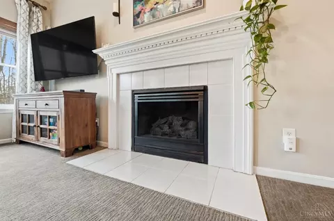 Living - 443 Windfern Forest Ln, Cincinnati, OH 45244 photo 3 of 3